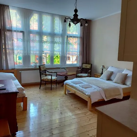 Etiuda Gasthuis Duszniki Zdrój